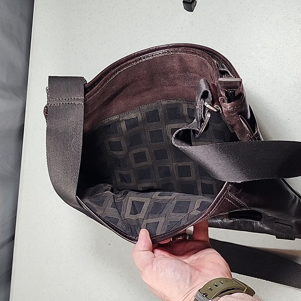 Fossil Leather Messenger Computer Crossover Bag - image 5